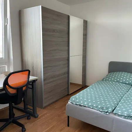 Sunny Near The Center Lejlighed Bratislava